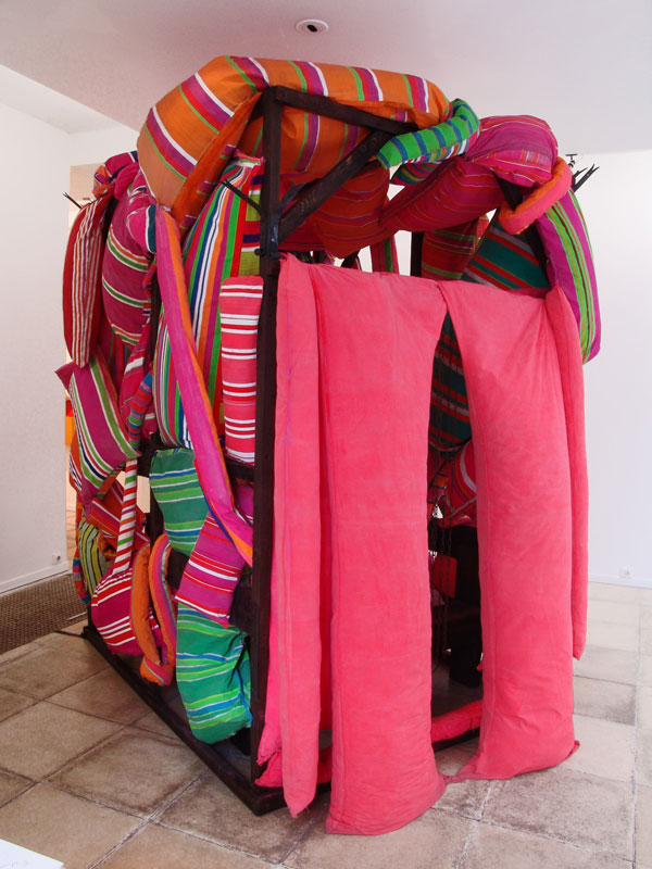 http://www.lara-vincy.com//images/evenement/110/carrousel/chambre_photo1.jpg