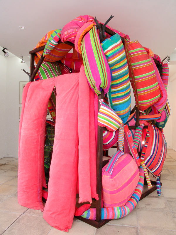 http://www.lara-vincy.com//images/evenement/110/carrousel/chambre_photo3.jpg